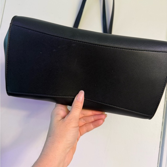 Kate Spade Harlow Tote - Picture 5 of 8